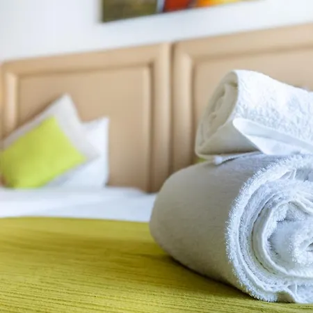 Im On House Of Organa * Λάγος