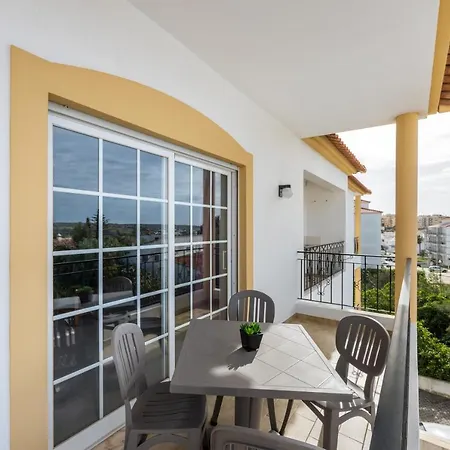 Im On House Of Organa Λάγος